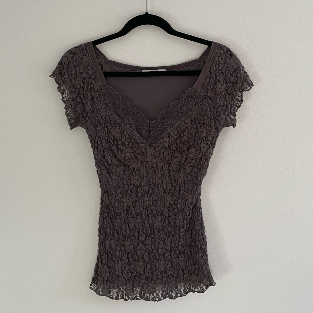 Cabi top